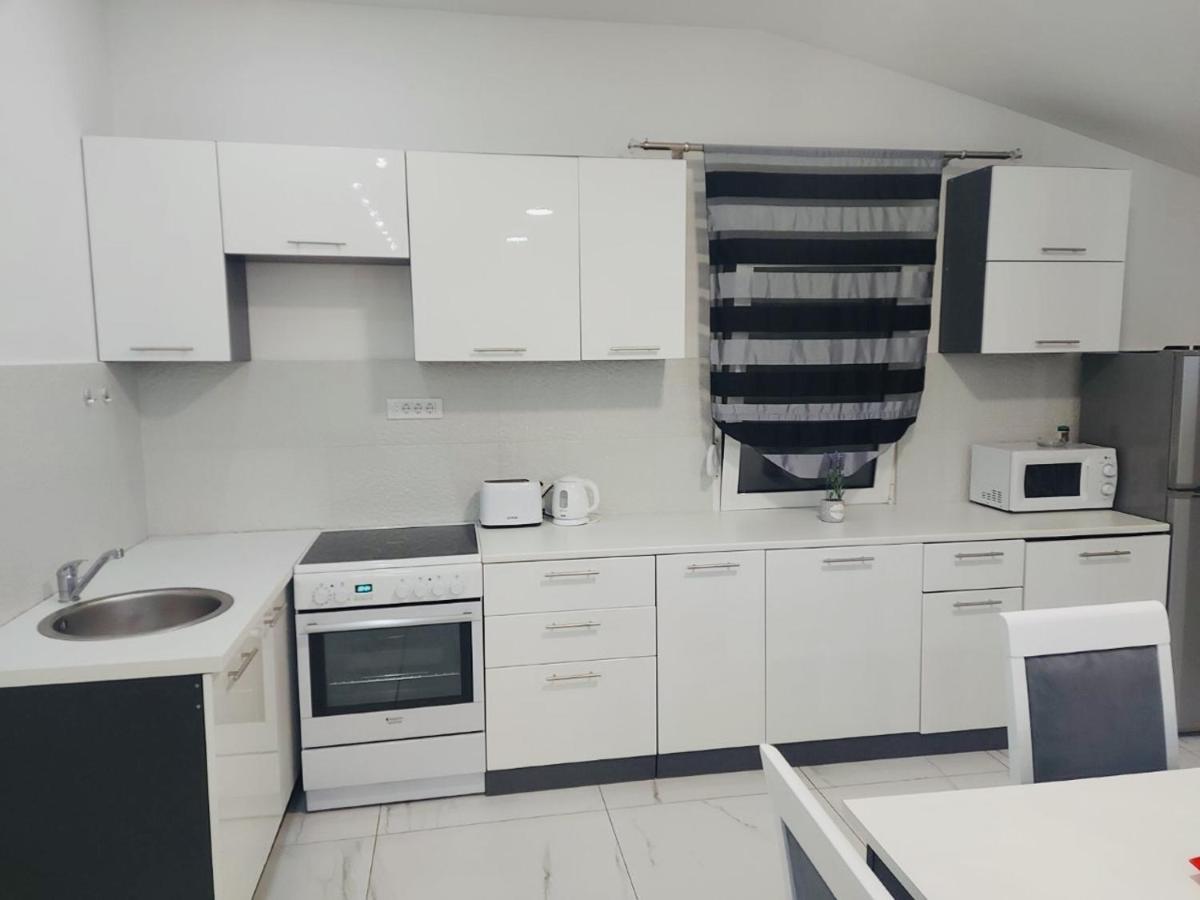 Apartman Mona Podgorica Exterior foto